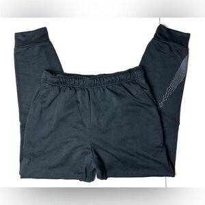 Nike Joggers Dri-Fit Men's Medium Black Big Swoosh Sweatpants Tapered Jogger‎